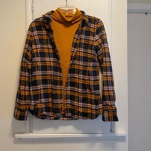 L.L. Bean Signature size S/6 turtleneck and shirt set